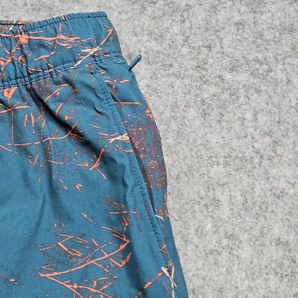 The North Face Wander Short Mens XL Blue Coral Valley Print Standard Fit Elastic